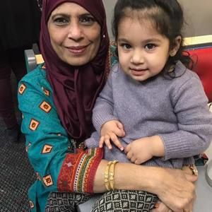 Meet your Posher, Zarina